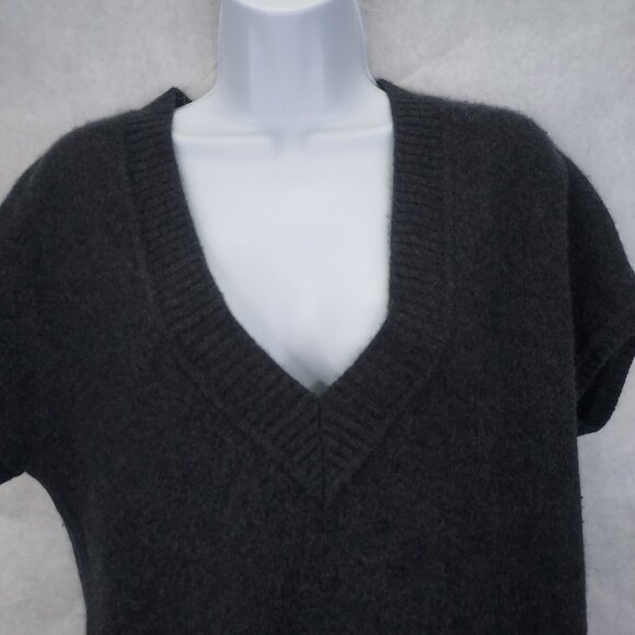 Leslie Fay Cashmere Sweater M Tunic Ruffle Hem Short Sleeve Dark Grey Mini Dress - Picture 2 of 10